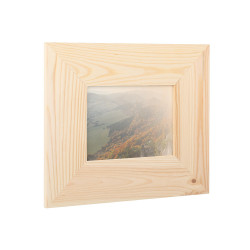 Dřevěný fotorámeček na zeď 29.5 x 25 cm