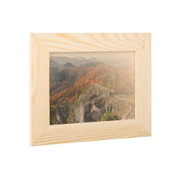 Dřevěný fotorámeček na zeď 29 x 23 cm