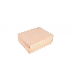 Dřevěná krabička s pořadačem