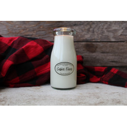 MILKHOUSE CANDLE CABIN FEVER vonná svíčka MILKBOTTLE (227 g)